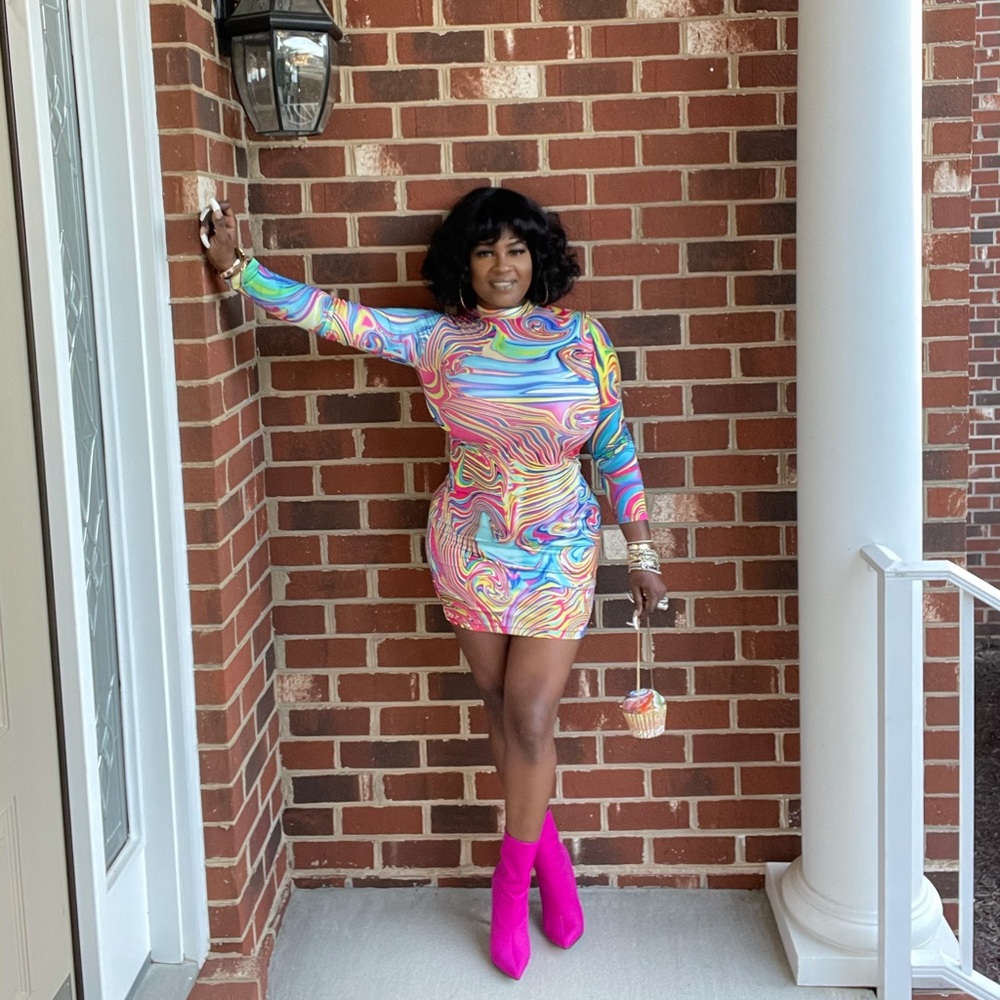 BADDIE! - Picture 3 of 5